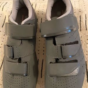 Shimano SH-RP201 cycling shoes US 7.8